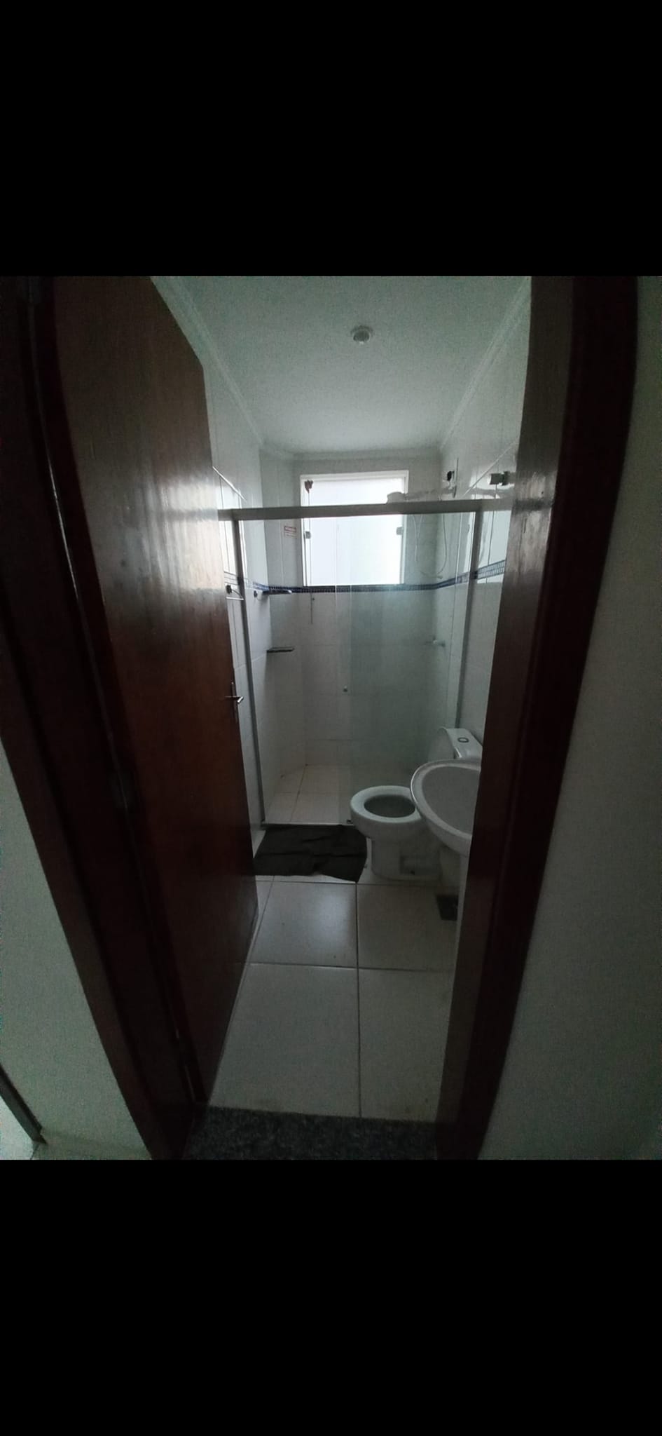 Vaga em apartamento feminino