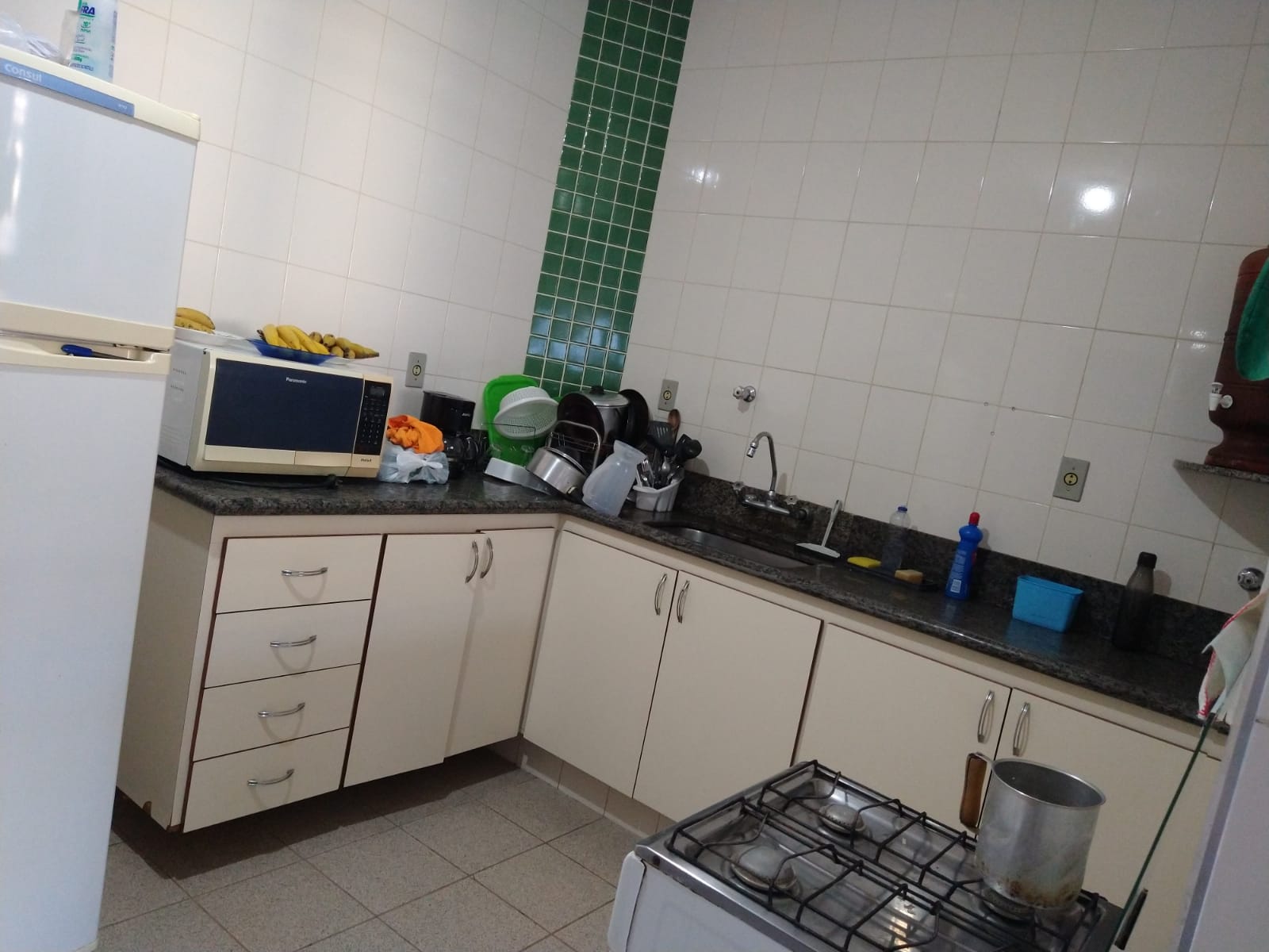 VAGA EM APARTAMENTO MASCULINO