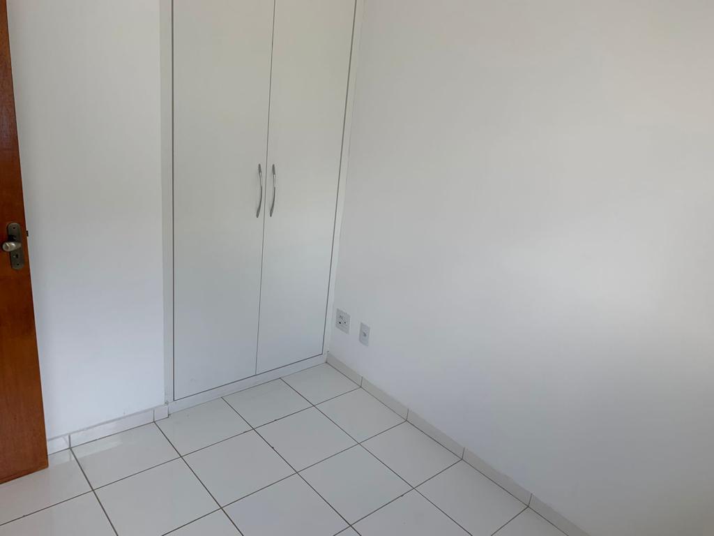 Vaga em Apartamento Feminino