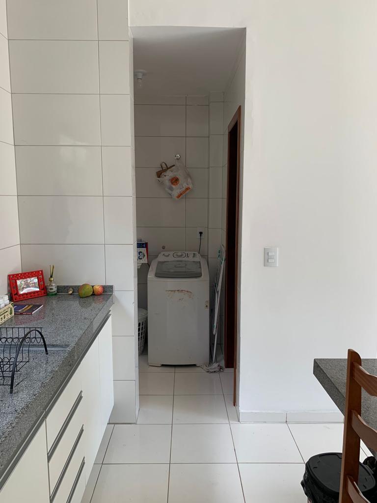 Vaga em Apartamento Feminino